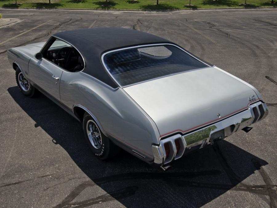  Oldsmobile 442 Holiday Coupe 1970 года  (фото 3 из 12)
